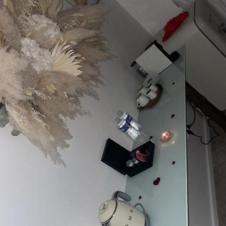 Appartement Jacuzzi Prive Avignon Bagian luar foto