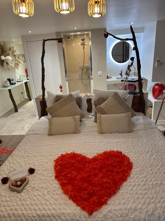 Appartement Jacuzzi Prive Avignon Bagian luar foto